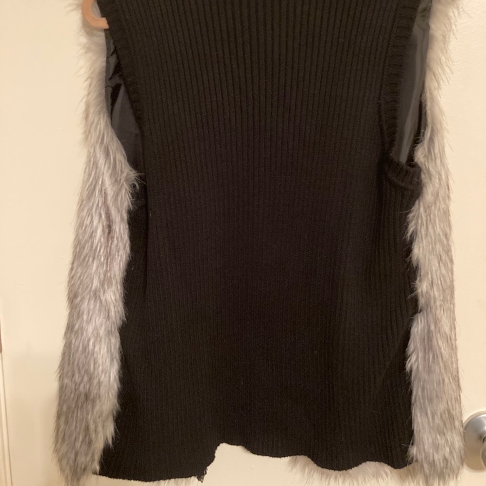 Evan Picone Faux Fur Zip Front Sweater Back Knit Vest Black Luxe Layering EUC L - Picture 2 of 6